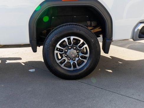 Used 2024 GMC Sierra 3500 SLT w/ X31 Off-Road Package image 30