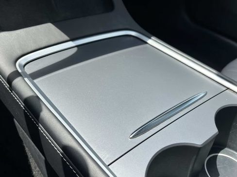 Used 2022 Tesla Model 3 RWD image 41