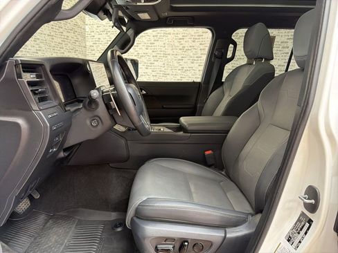 Used 2024 Lexus GX 550 w/ Accessory Package (Z1) image 19