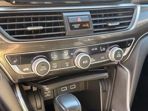 Used 2022 Honda Accord Sport Special Edition image 36