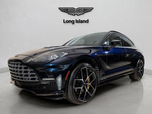 Used 2025 Aston Martin DBX 707 image 1