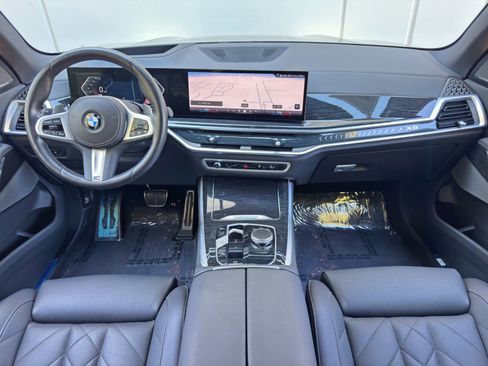 Used 2024 BMW X5 sDrive40i w/ M Sport Package RWD image 13