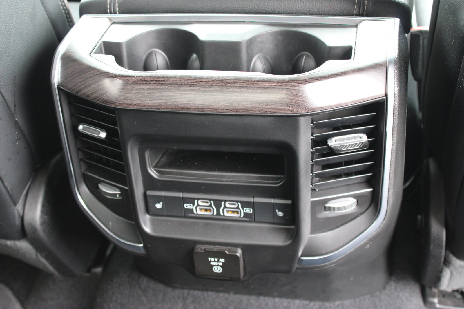 Used 2026 RAM 1500 Laramie AWD/4WD image 26