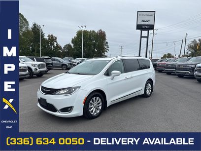 Used 2018 Chrysler Pacifica Touring-L Plus