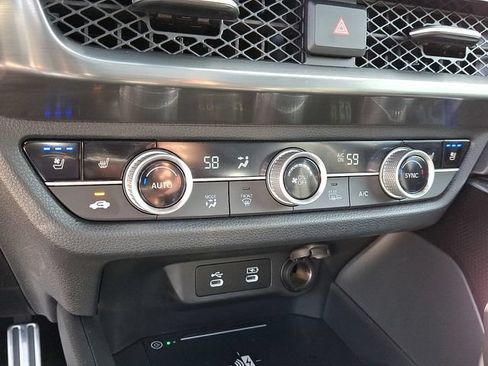 Certified 2025 Acura ADX A-Spec AWD/4WD image 16
