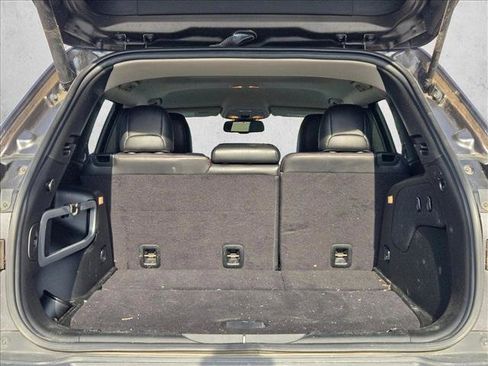 Used 2017 Jeep Cherokee Trailhawk image 6