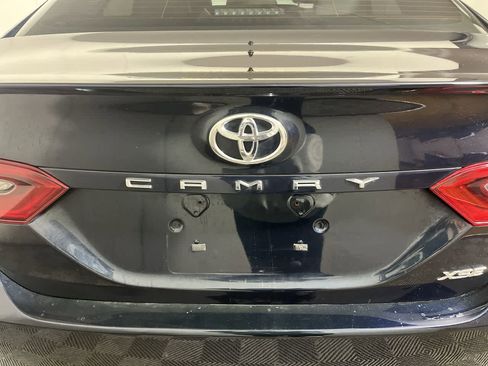 Used 2021 Toyota Camry XSE image 11
