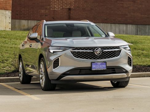 Used 2023 Buick Envision Avenir AWD/4WD image 1