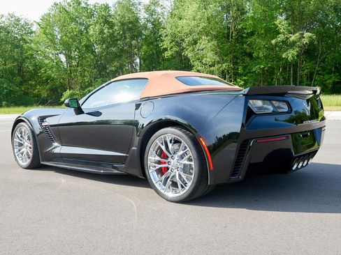 Used 2019 Chevrolet Corvette Z06 RWD image 10