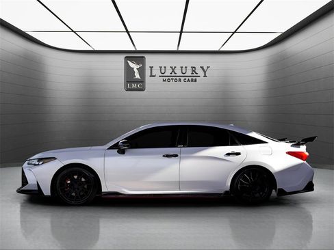 Used 2020 Toyota Avalon TRD image 7