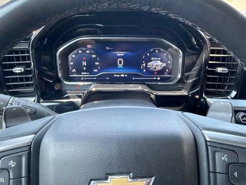 Used 2025 Chevrolet Silverado 1500 LT w/ Z71 Off-Road Package AWD/4WD image 50