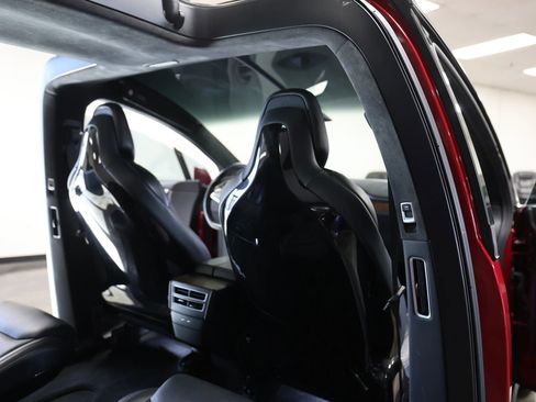 Used 2017 Tesla Model X P100D image 40