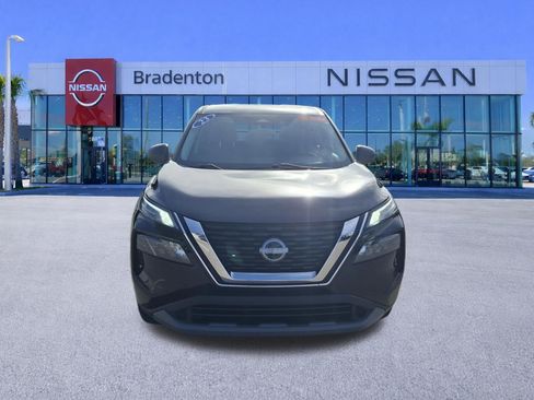 Used 2023 Nissan Rogue S AWD/4WD image 2