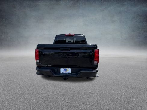 Used 2025 Chevrolet Colorado Trail Boss image 21