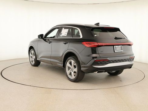 New 2025 Audi Q5 Premium Plus AWD/4WD image 4
