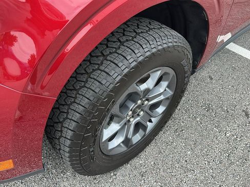 Certified 2025 Ford Maverick XLT w/ Equipment Group 301A AWD/4WD image 9