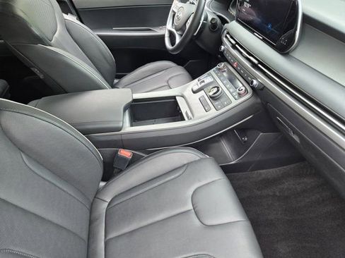 Used 2024 Hyundai Palisade SEL FWD image 13