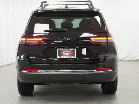 Used 2023 Jeep Grand Cherokee 4WD 4xe image 11