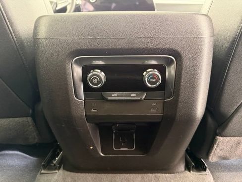 Used 2025 Chevrolet Suburban RST w/ Sun And Tow Package AWD/4WD image 33