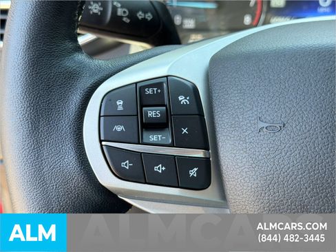 Used 2021 Ford Explorer XLT RWD image 31