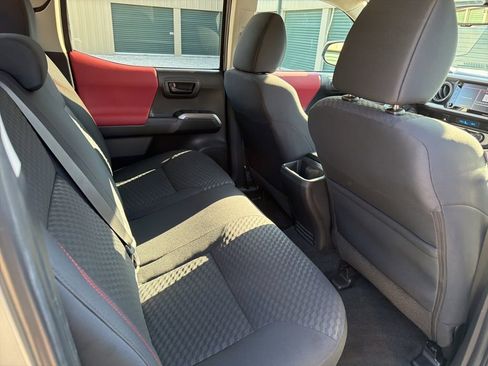 Certified 2022 Toyota Tacoma SR5 w/ Black Out Package (TMS) image 17