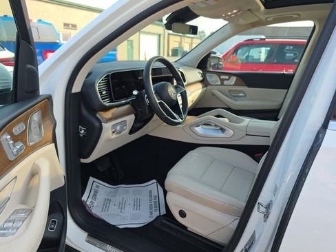 Used 2024 Mercedes-Benz GLE 450 4MATIC image 8