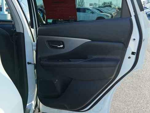 Used 2024 Nissan Murano SV w/ SV Midnight Edition Package image 21