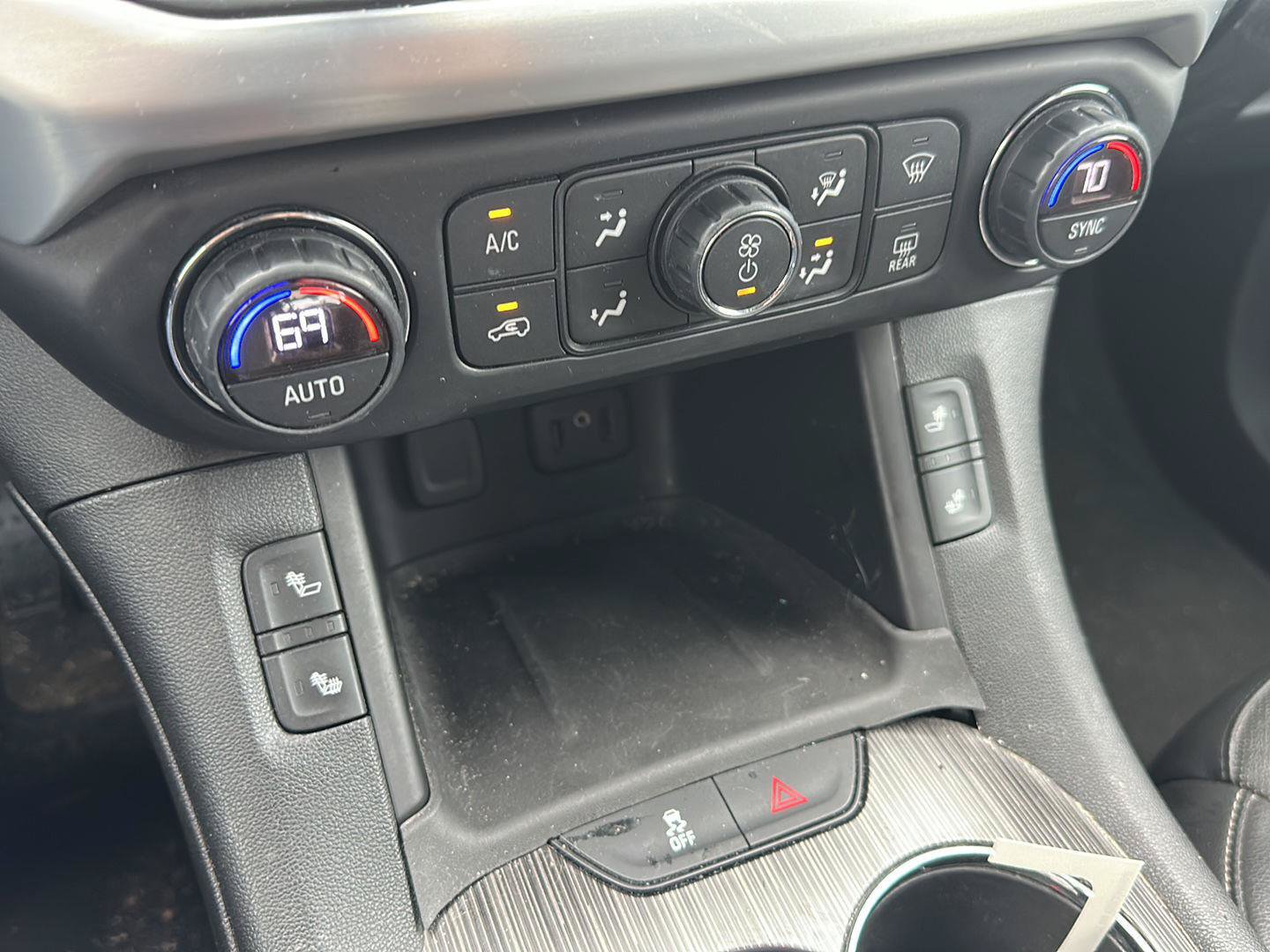 Used 2018 GMC Acadia SLT AWD/4WD image 20