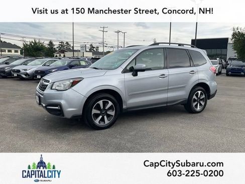 Used 2018 Subaru Forester 2.5i Premium w/ All-Weather Package AWD/4WD image 3