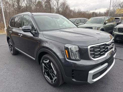 New 2025 Kia Telluride S image 1