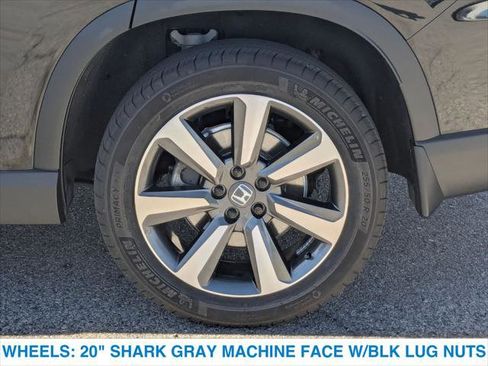 Certified 2024 Honda Pilot Touring image 11