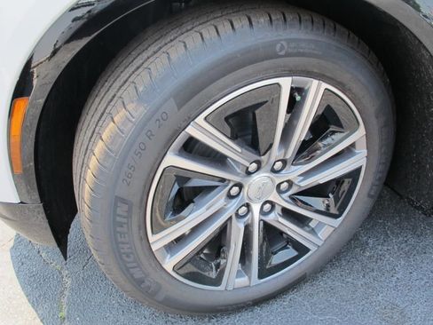 New 2025 Cadillac Lyriq Luxury image 26