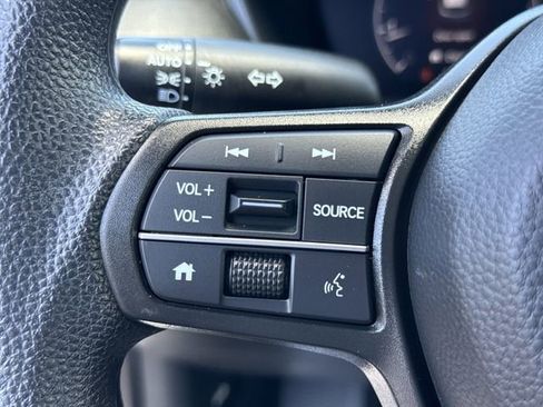 Certified 2025 Honda HR-V LX image 33