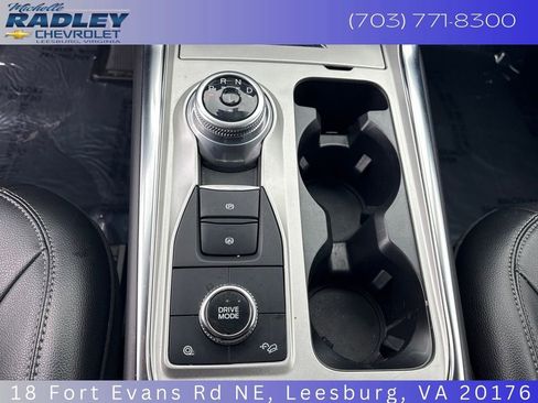 Used 2023 Ford Explorer Limited image 21