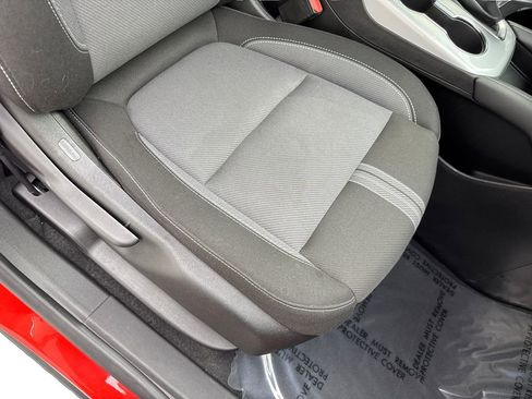 Used 2025 Chevrolet Blazer LT FWD image 45