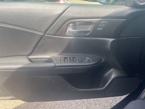 Used 2014 Honda Accord EX-L image 10