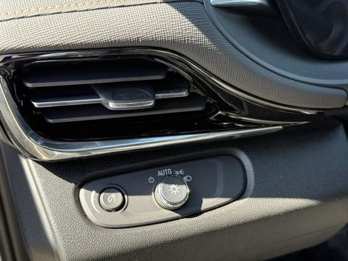 New 2026 Buick Envista Avenir image 20