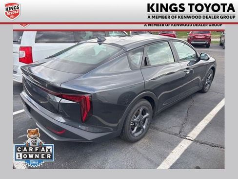 Used 2025 Kia K4 LXS image 1