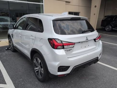 Used 2024 Mitsubishi Outlander Sport ES AWD/4WD image 6