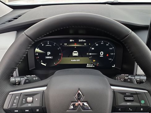 New 2026 Mitsubishi Outlander SE FWD image 18