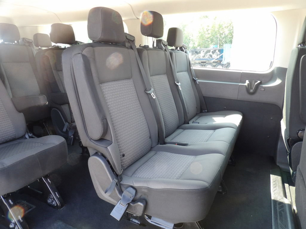 Used 2023 Ford Transit 350 XLT RWD image 25
