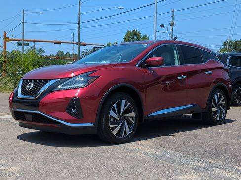 Used 2024 Nissan Murano SL FWD image 1