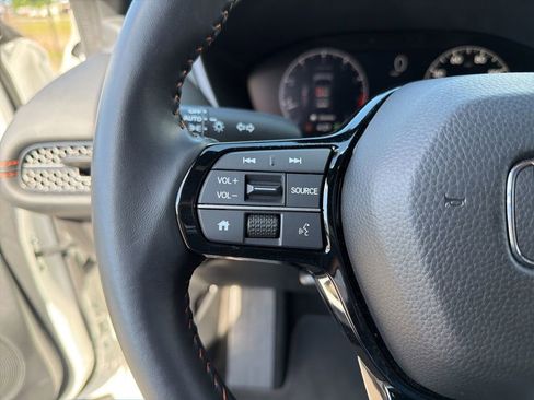 Used 2025 Honda HR-V Sport image 16