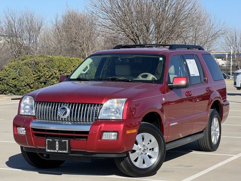 Used 2008 Mercury Mountaineer Base image 2