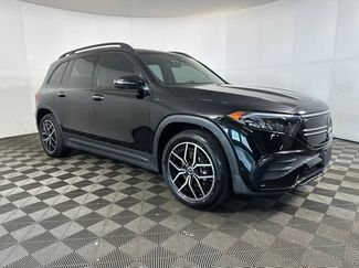Used 2022 Mercedes-Benz EQB 300 4MATIC video 2
