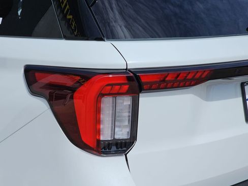 New 2026 Ford Explorer ST-Line image 43