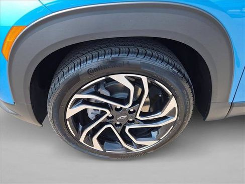 Used 2025 Chevrolet TrailBlazer RS w/ Driver Confidence Package FWD image 20