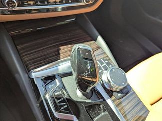 Certified 2023 BMW 540i 540i w/ Convenience Package video 4