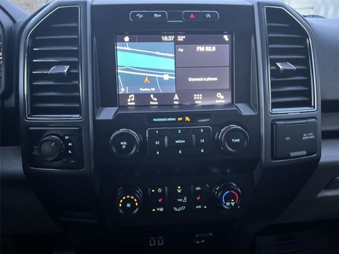 Used 2019 Ford F150 XLT w/ Equipment Group 302A Luxury image 21