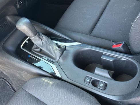Used 2023 Toyota Corolla LE FWD image 33